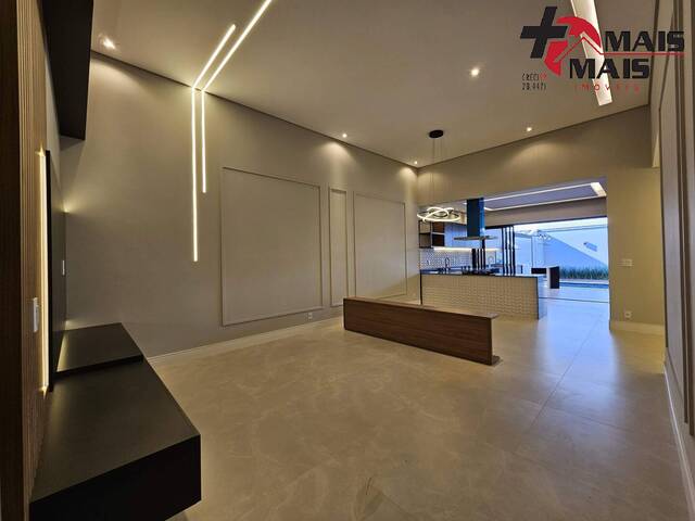 #SWISS22 - Casa para Venda em Campinas - SP