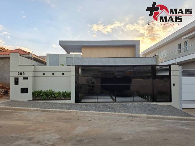 #MOCOCA - Casa para Venda em Mococa - SP - 2