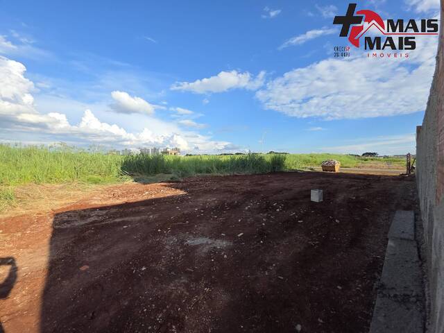Área para Venda em Paulínia - 2
