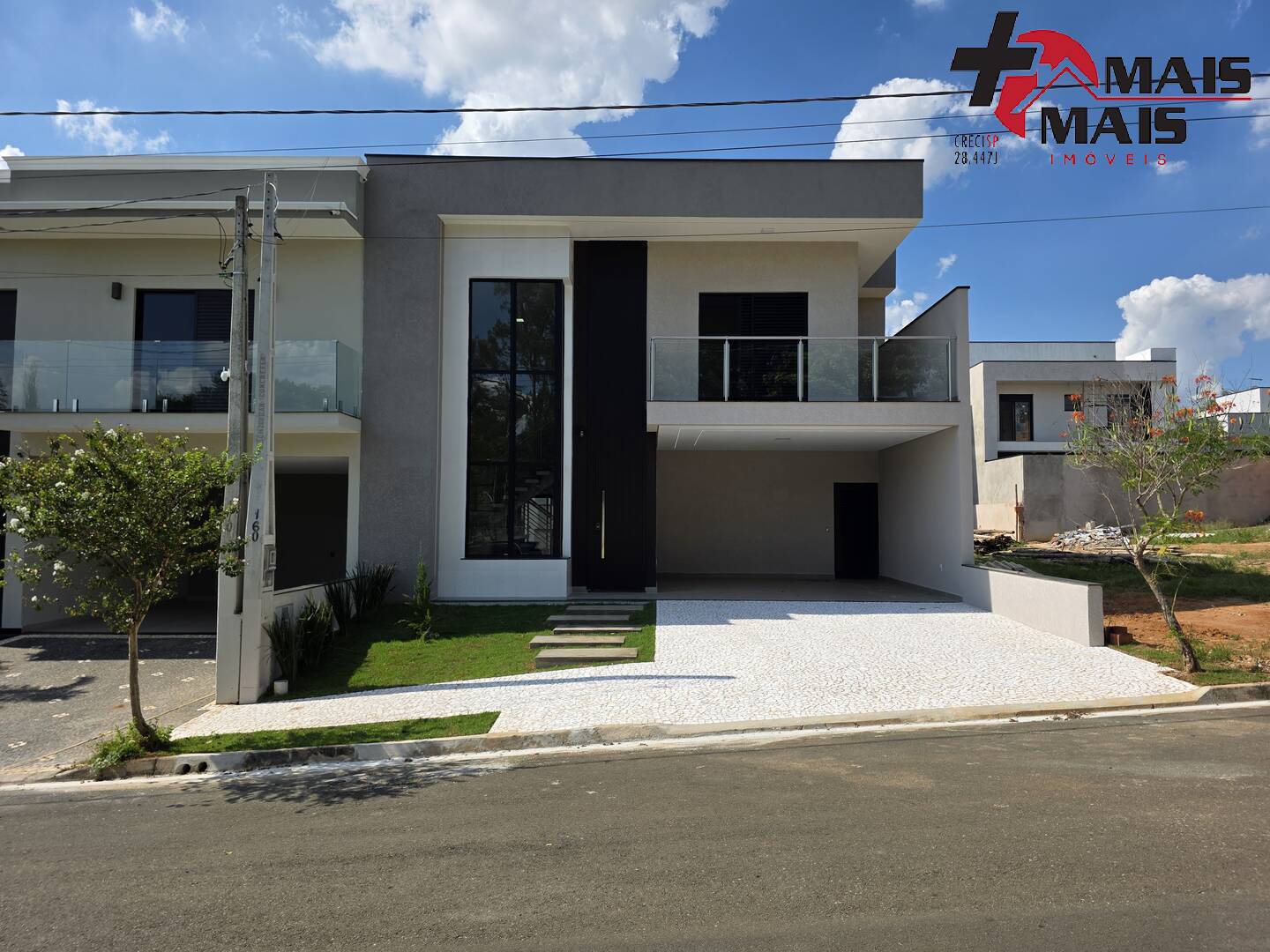 Casa Sobrado à venda no Condomínio Olívio Franceschini - Hortolândia