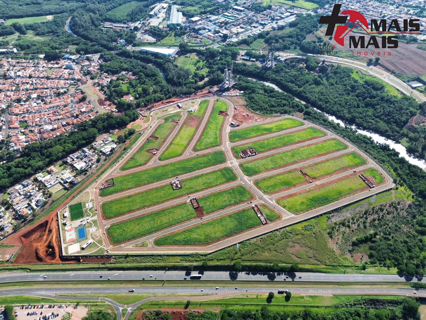 Terreno à venda no Condomínio Urbe365 - Paulínia