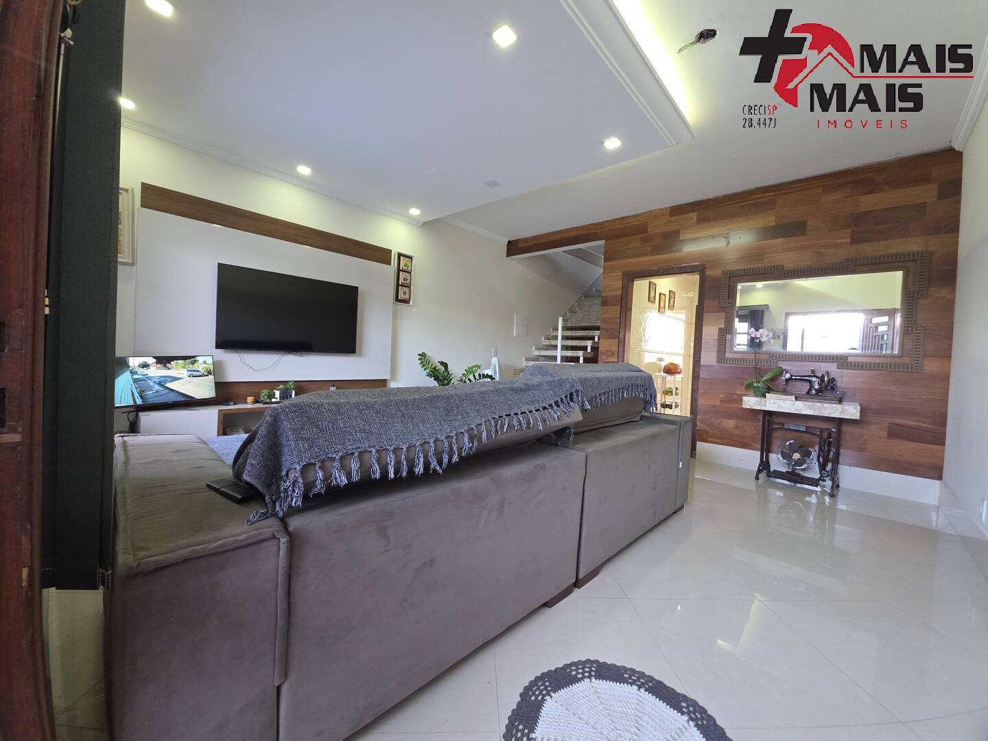 Casa sobrado à venda próximo a Lagoa Santa Clara - Hortolândia