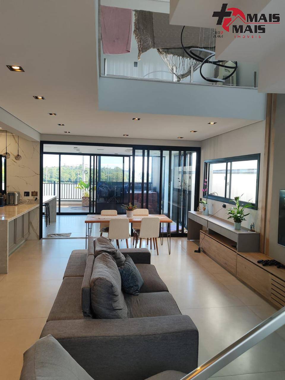 Casa Sobrado à venda no Condomínio Residencial Mont'Alcino - Valinhos